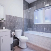Отель 2 Bedroom Spacious Contractor House With Parking by Firoz Property Management, фото 4