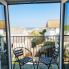 Отель Sea views, big 2 Bed Flat close to beach & harbour, фото 7