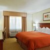 Отель Country Inn & Suites by Radisson, Decatur, IL, фото 2