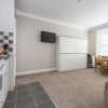Отель Stylish Apartment 12 Minutes Tube to Oxford Street With Free Wifi and air con, фото 12