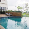 Отель Cozy And Simply Studio At Serpong Greenview Apartment, фото 13