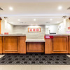 Отель TownePlace Suites by Marriott Gilford, фото 2