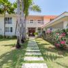 Отель 5-star villa near Playa Blanca and Serena Beach – with golf, ping-pong, pool, maid в Пунте Кана
