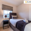 Отель LONG STAYS 20pct OFF - LARGE 4BED-Pool Table & Parking By Klarok Short Lets & Serviced Accommodation, фото 4