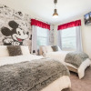 Отель Awesome Star Wars Theme Bedroom apts, фото 14