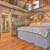 Отель 'horse Thief Inn' Cabin Retreat w/ Deck & Hot Tub!, фото 2