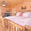 Отель A View To Remember 204 - Two Bedroom Cabin, фото 18