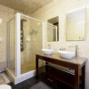 Отель Modern Luxury 3 bedroom house, фото 4