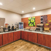 Отель La Quinta Inn & Suites by Wyndham Boone University, фото 11