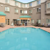 Отель Holiday Inn Express And Suites Elk Grove Central, фото 1