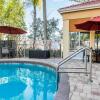 Отель Comfort Inn & Suites Orlando North, фото 16