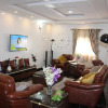 Отель Captivating 4-bed House in Lagos, фото 1