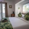 Отель Andrews Inn & Garden Cottages, фото 1