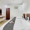 Отель Collection O 701138 Hotel Golden Grand, фото 6