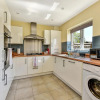 Отель London Heathrow Living Serviced House 4 Bedrooms, 2.5 Bathrooms Up to 9 Beds, фото 3