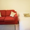 Отель Clean Bright Apartment 7 mins from Central London, фото 1