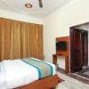 Отель OYO 12338 Hotel Venus Inn, фото 4