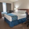 Отель Capital Hill Hotel & Suites, фото 12