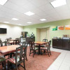 Отель Quality Inn & Suites At Six Flags, фото 10
