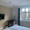 Отель Centrally Located 4 Room Apartment, фото 5