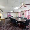 Отель Econo Lodge Inn & Suites, фото 14