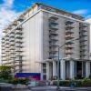 Отель Shoreline Hotel Waikiki в Гонолулу