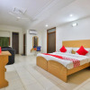 Отель Infocity Club And Resort By OYO Rooms, фото 7