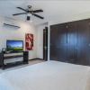 Отель Oasis 12-Boutique 1 Bedroom in the heart of Playa del Carmen, фото 4