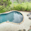 Отель High-end Helen Home: Heated Pool, Fire Pit + Views, фото 22