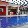 Отель Palm Beach Hotel Dili в Дилях