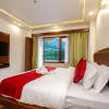 Отель Ashapuri Residency Manali - A Centrally Heated and Air Conditioned Hotel, фото 4