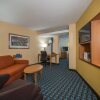 Отель Fairfield Inn & Suites by Marriott Hinesville Fort Stewart, фото 8