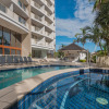 Отель Broadbeach Savannah Hotel & Resort, фото 14