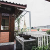Отель Feung Nakorn Balcony Rooms & Cafe, фото 16