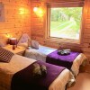 Отель 3-bed Lodge - Sleeps 7 - Hot Tub - Pet Friendly, фото 3