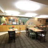 Отель SureStay Plus Hotel by Best Western Litchfield, фото 19