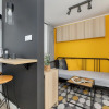 Отель Yellow and Grey Studio by Renters, фото 2