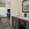 Отель Hampton Inn & Suites Irvine-Orange County Airport, фото 35