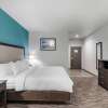 Отель Clarion Inn & Suites DFW North, фото 47