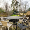 Отель Large Central 5 BD with Stunning Gardens, фото 8