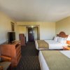 Отель Comfort Inn & Suites, фото 22