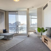 Отель Modern Harbourside Apartment With A View, фото 5