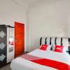 Отель Shinta Guesthouse by OYO Rooms, фото 2