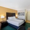 Отель La Quinta Inn by Wyndham Berkeley, фото 5