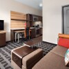 Отель TownePlace Suites Loveland Fort Collins, фото 2