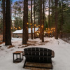 Отель Beary Cozy Retreat - Newly Remodeled With Hot Tub And Game Room In Prime Location! 3 Bedroom Cabin, фото 15
