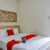 Отель RedDoorz near Jogja City Mall 4, фото 15