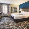 Отель La Quinta Inn & Suites by Wyndham Kokomo, фото 5