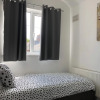 Отель Immaculate 3-bed House in Nottingham, фото 1