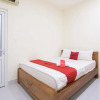 Отель RedDoorz Plus @ Le Van Sy Street 2, фото 5